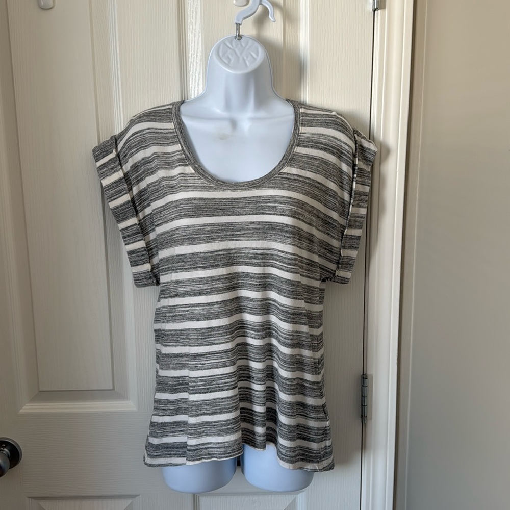7 FOR ALL MANKIND— Women's Grey and White Blouse